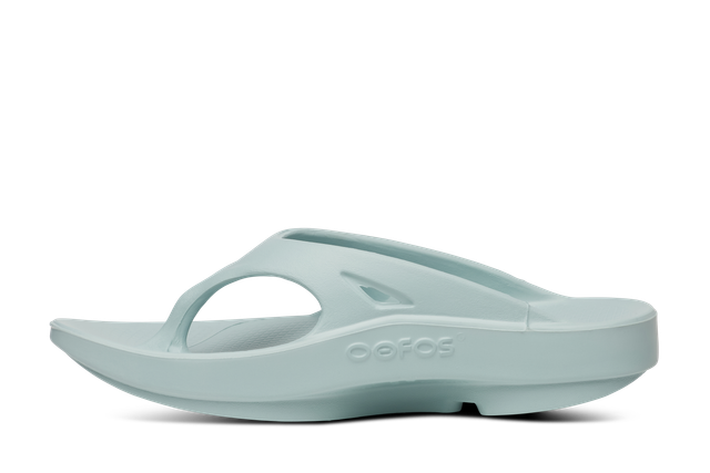Shop OOFOS Recovery Footwear, Sandals, Shoes, Slides at Island Run Club Singapore - Cushioning Footwear for Faster Post-Run Recovery
